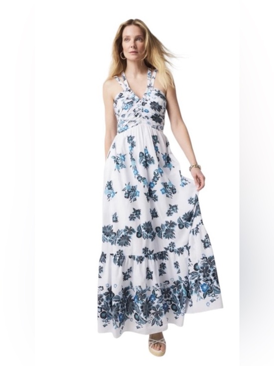 White House Black Market Dresses & Skirts - White House Black Market 🆕 White & Blue Floral Maxi Dress size 4